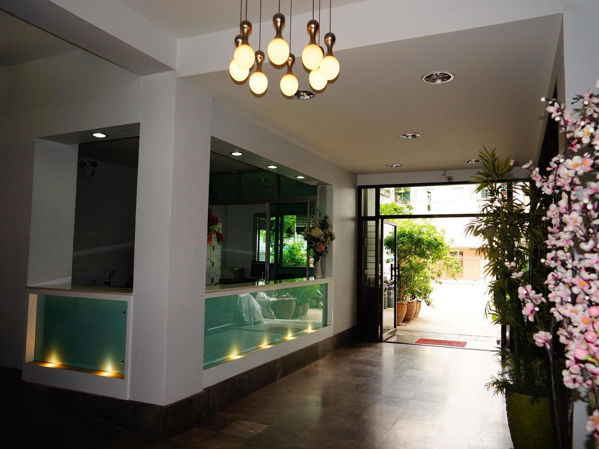 Aparthotel Baan Kaew Mansion Bangkok Zewnętrze zdjęcie